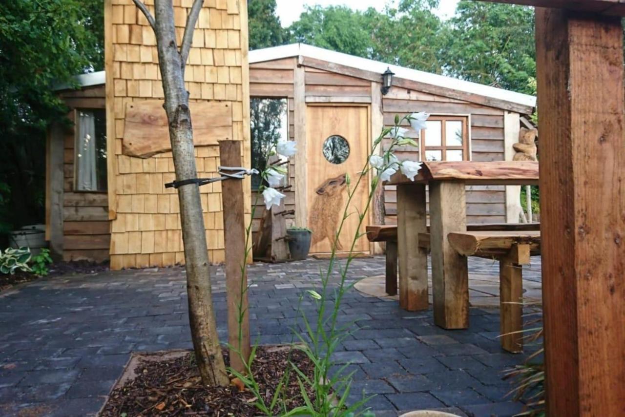 Charming 2-Bed Cabin In Саттон-Колдфілд Екстер'єр фото